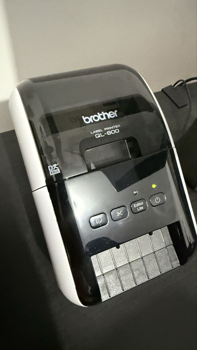 Impressora de etiquetas Brother QL-800