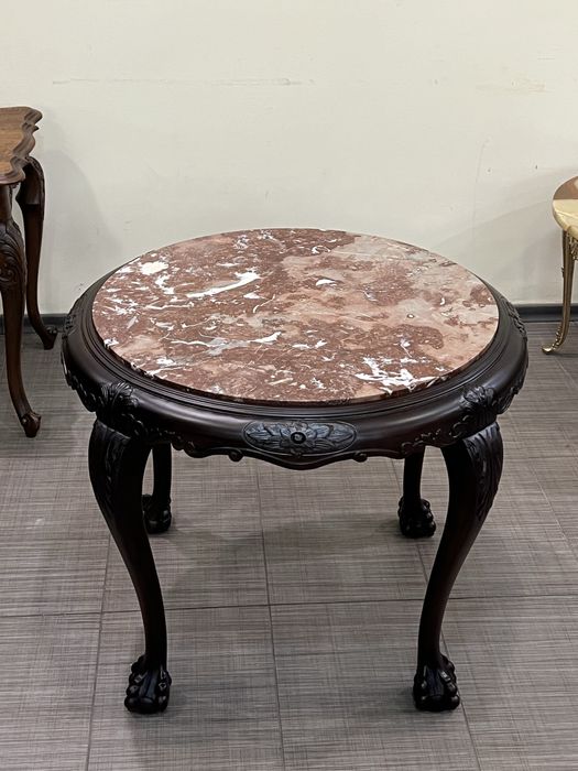 Стіл журнальний на левових лапках.Дерево,мармур.Європа