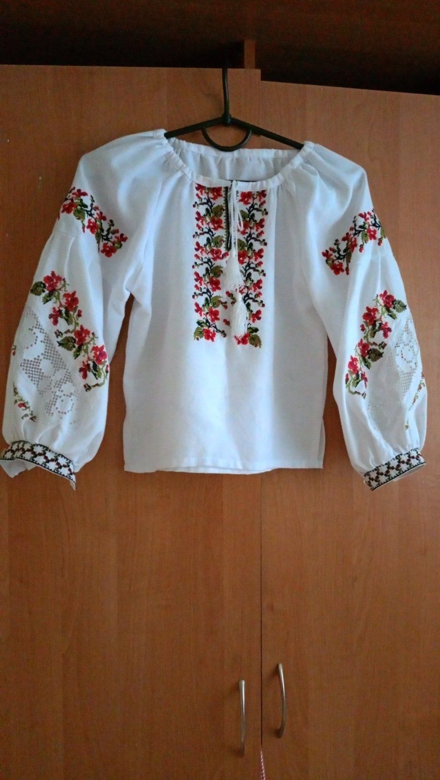 Вишиванка для дівчинки