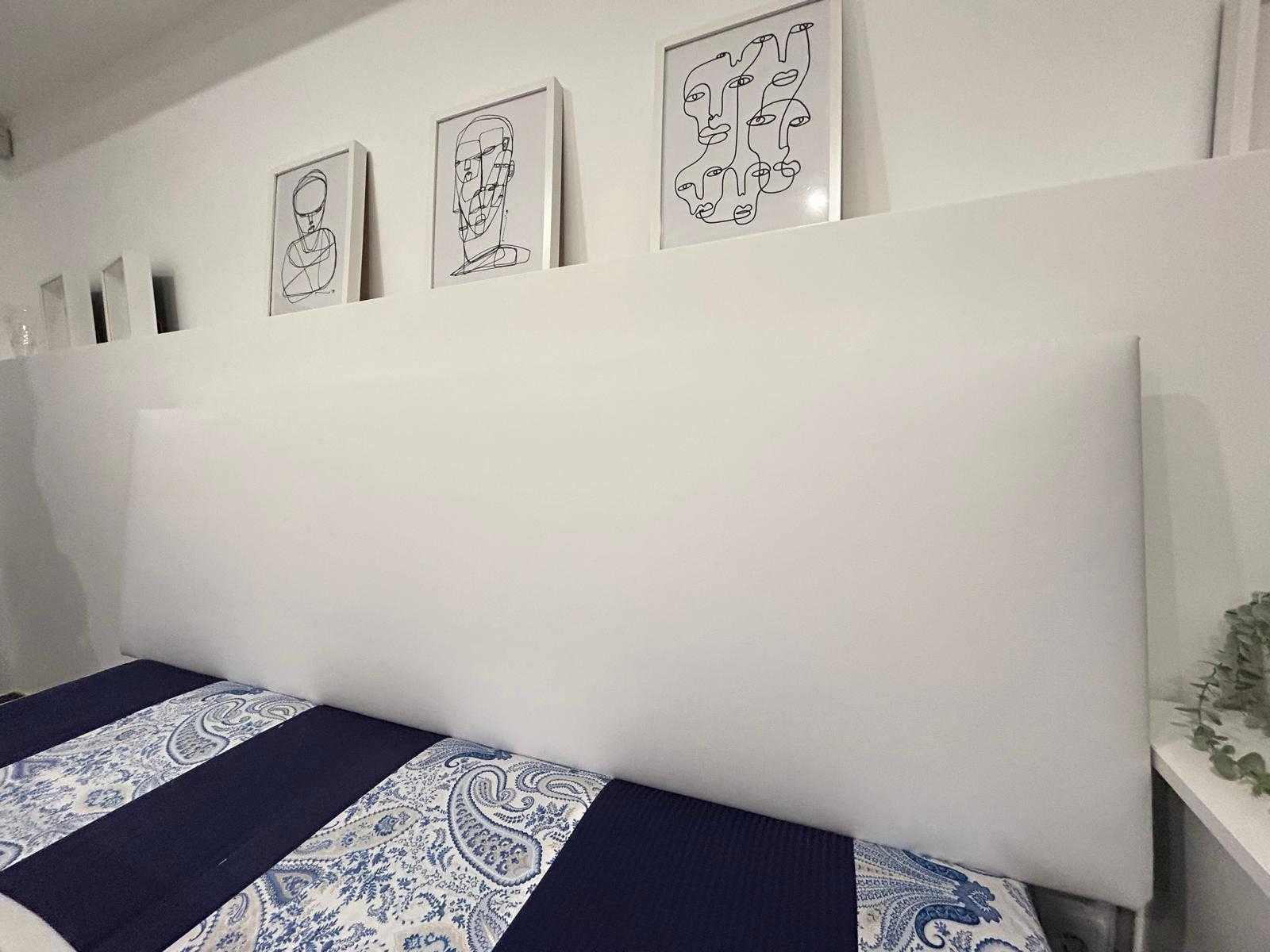 Cabeceira de cama de casal