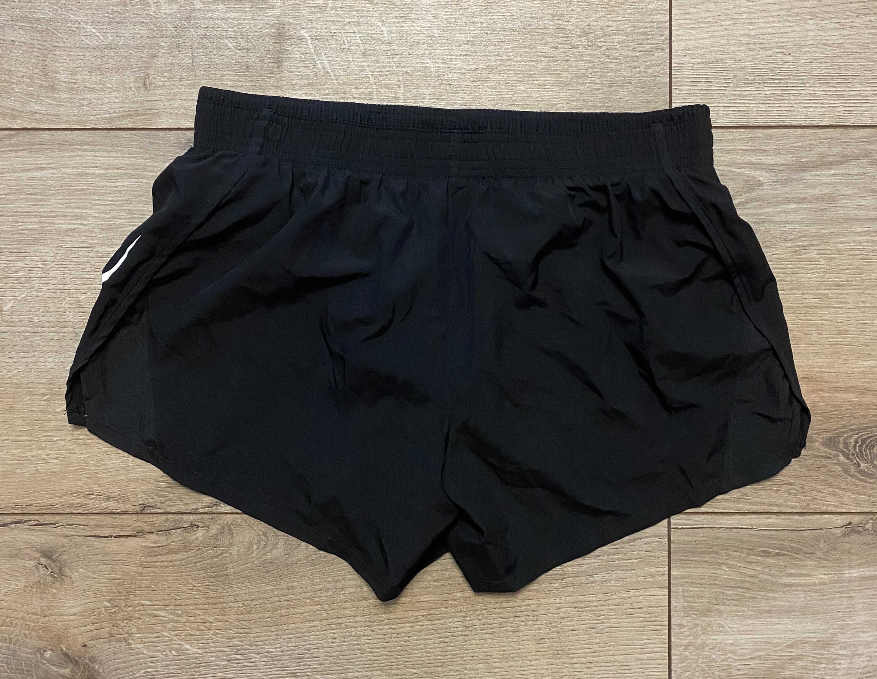 Женские беговые шорты Nike Swoosh Run Short