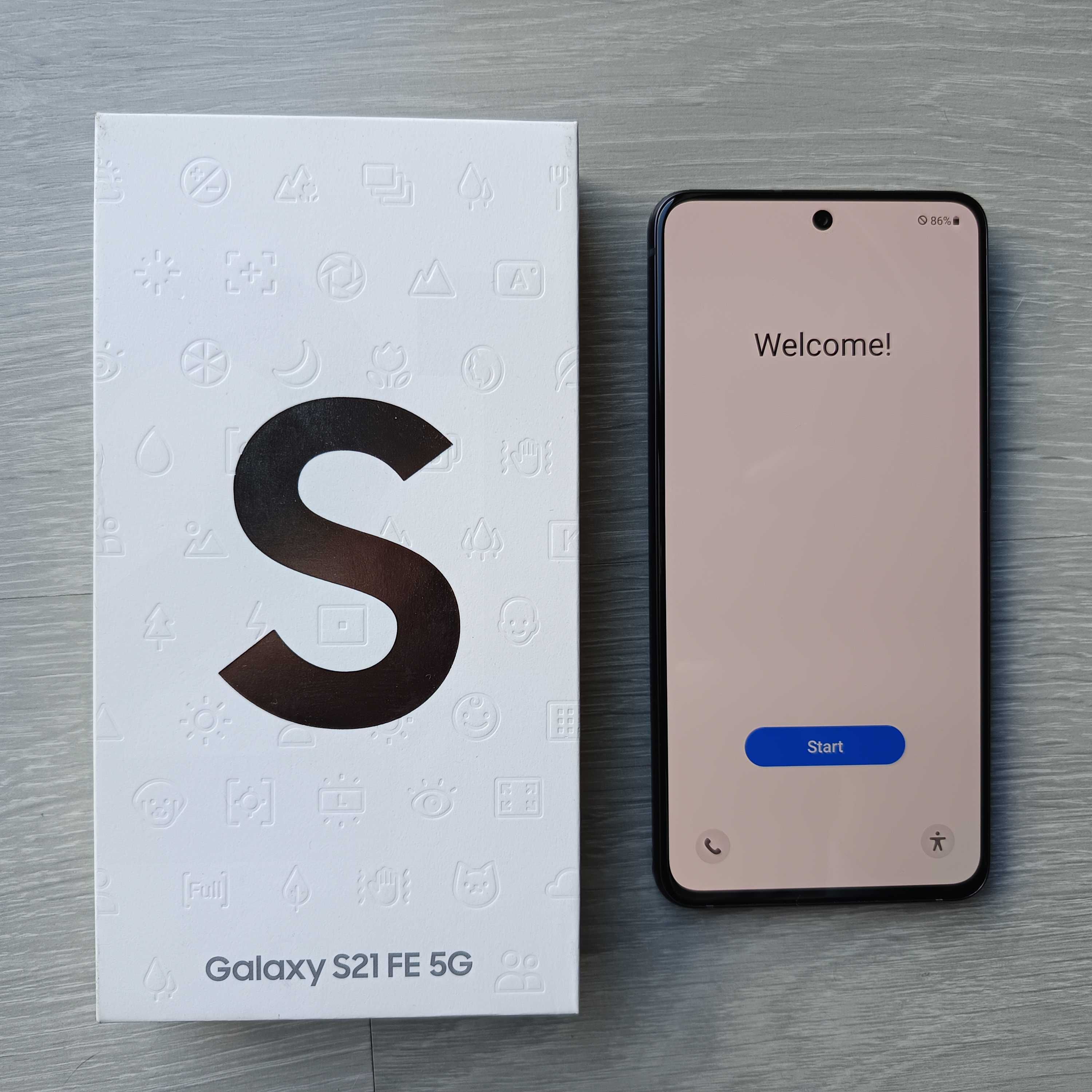 Smartphone Samsung Galaxy S21 FE 5G - 6Gb RAM / 128Gb (Igual a Novo)