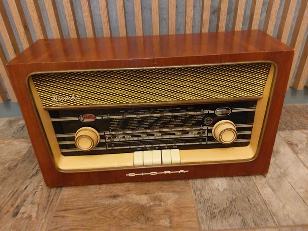 Zabytkowe radio Diora Rumba 6205 lata 60-te