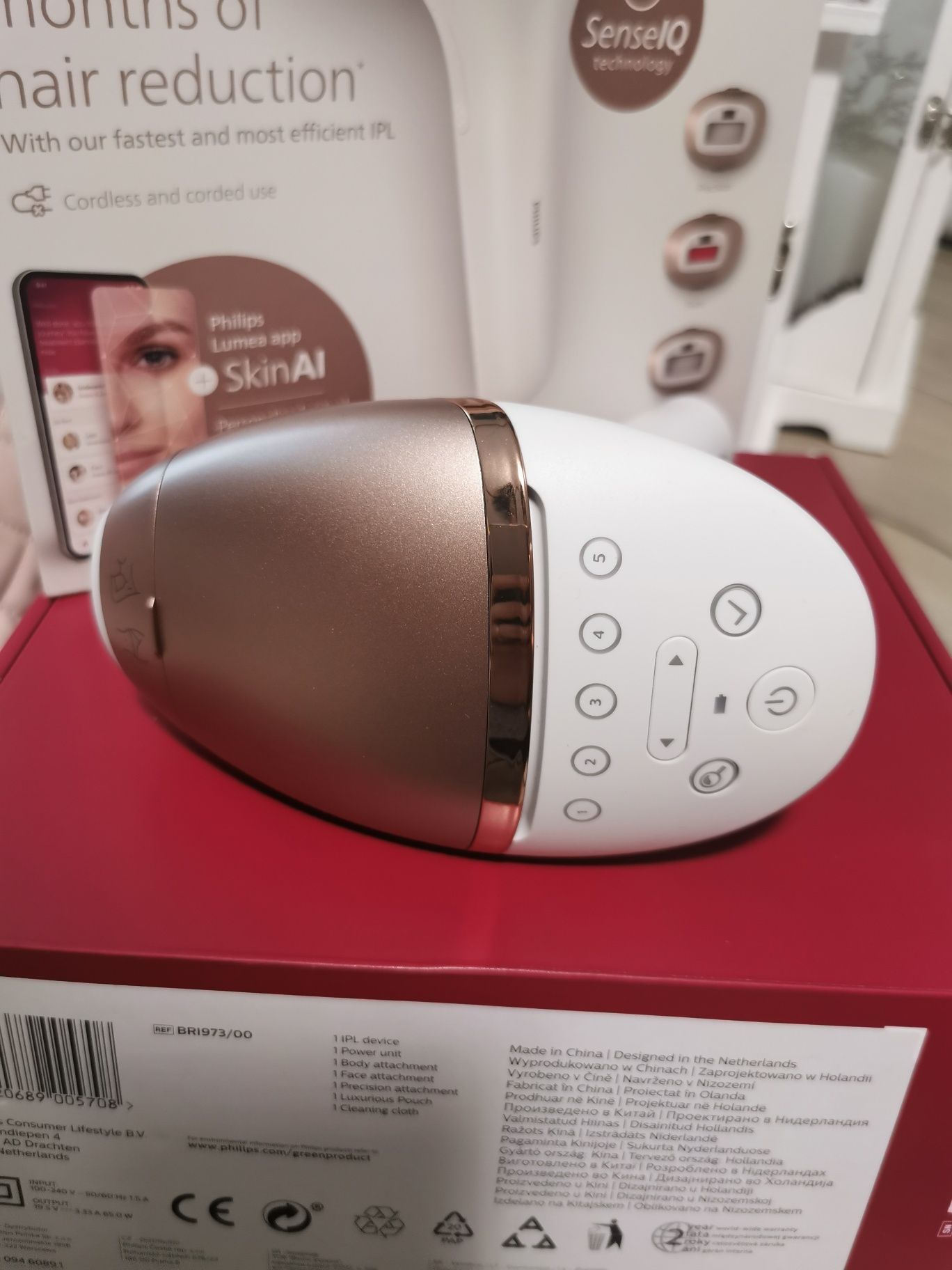 Depilator laserowy Philips Lumea 9900 IPL BRI973 00 SKIN AI z gwarancj
