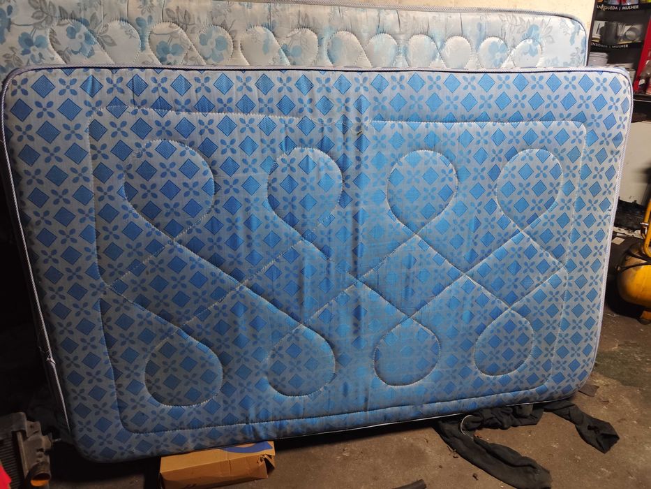 Colchões diversas medidas , bom estado