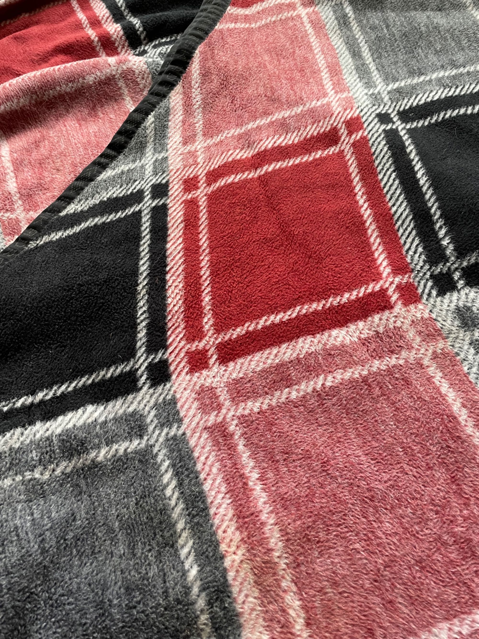 Derka Eskadron dralon Darkred L