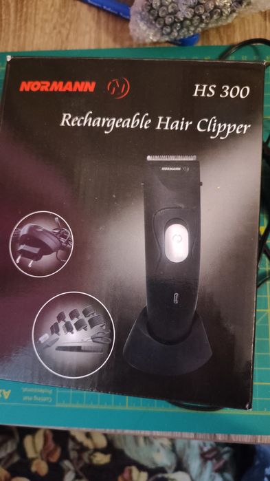 Акумуляторна машинка для стрижки Normann HS300.