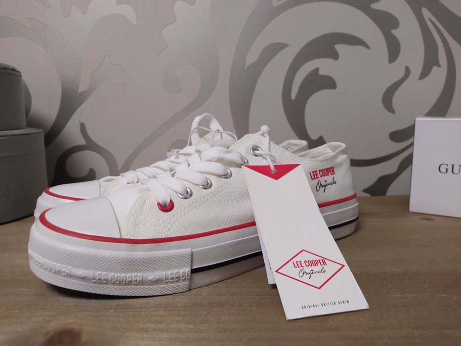 Trampki Lee Cooper Nowe 38