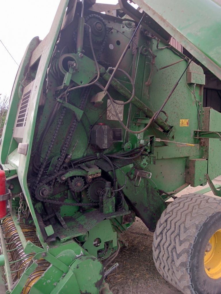 Sprzedam prasę John Deere 854