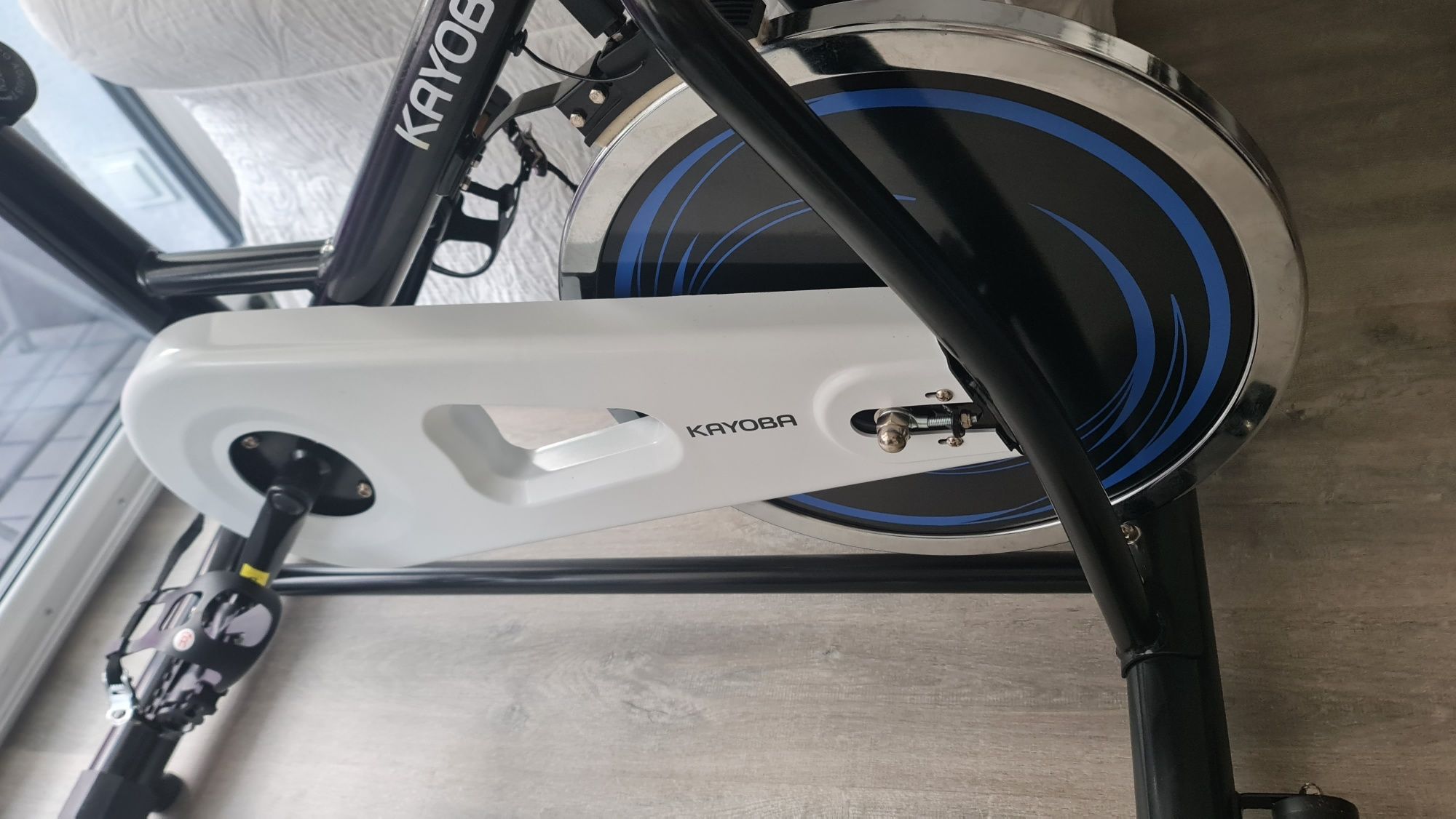 Rower stacjonarny treningowy spinningowy