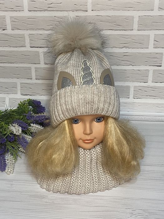 Зимовий комплект шапка хомут на дівчинку