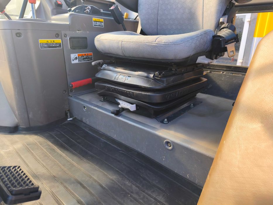 Японський трактор Кубота Kubota M-90