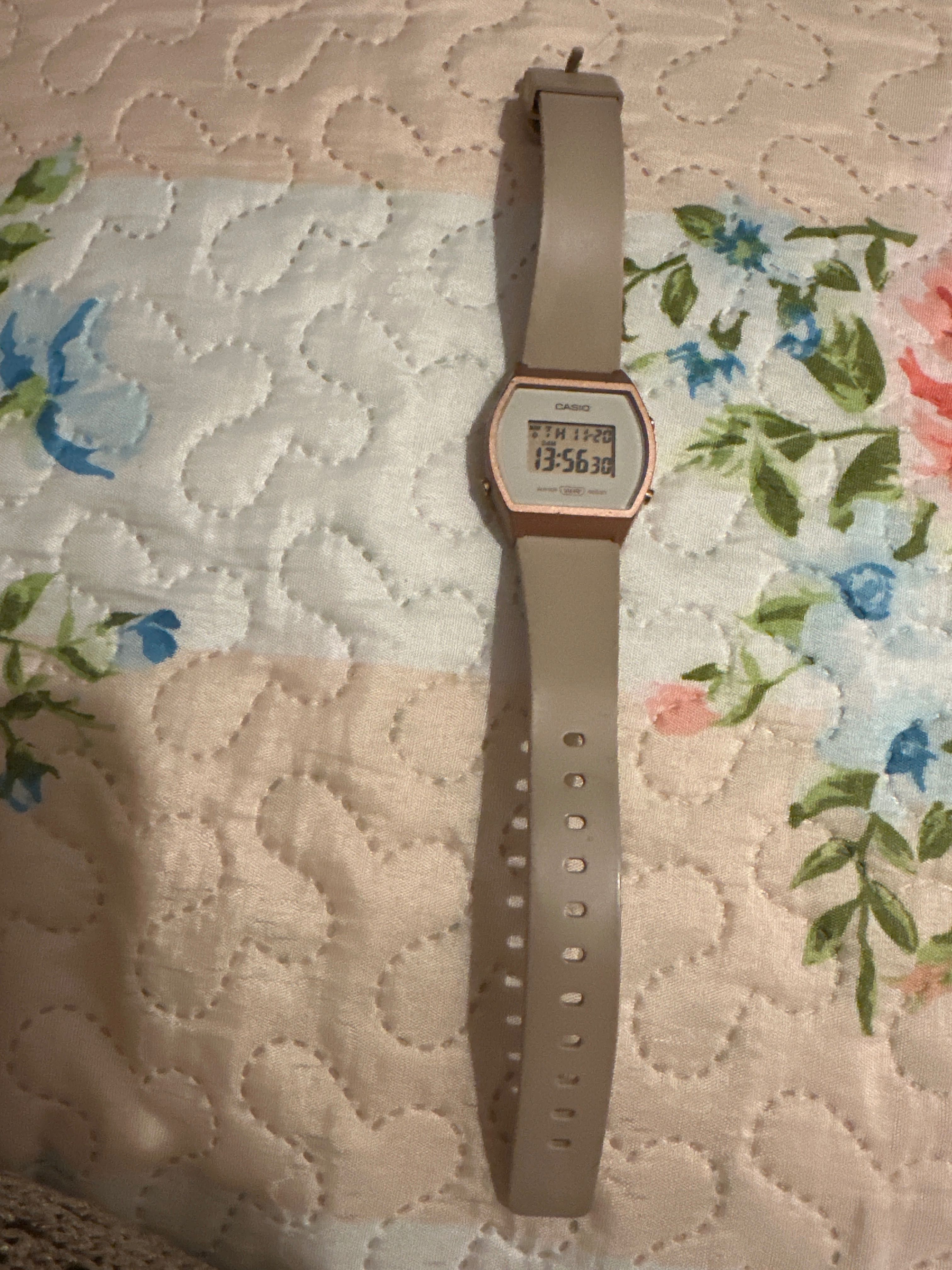 Relógio Casio com pouco uso