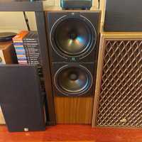 Colunas de Som KEF C75