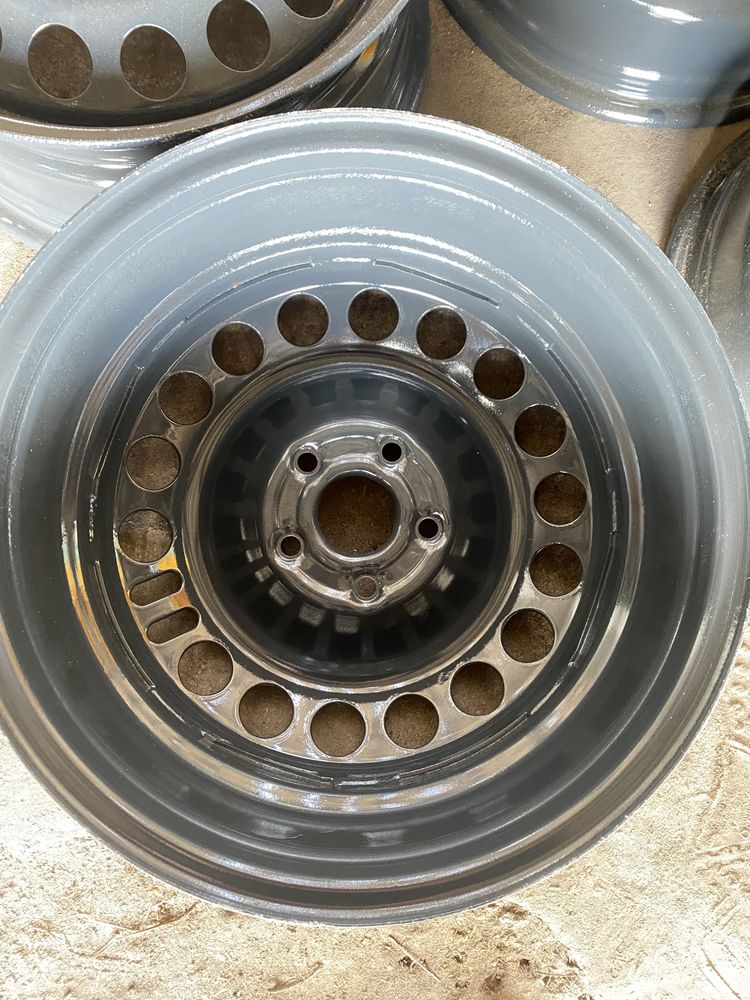 Felgi stalowe 5x105 R16