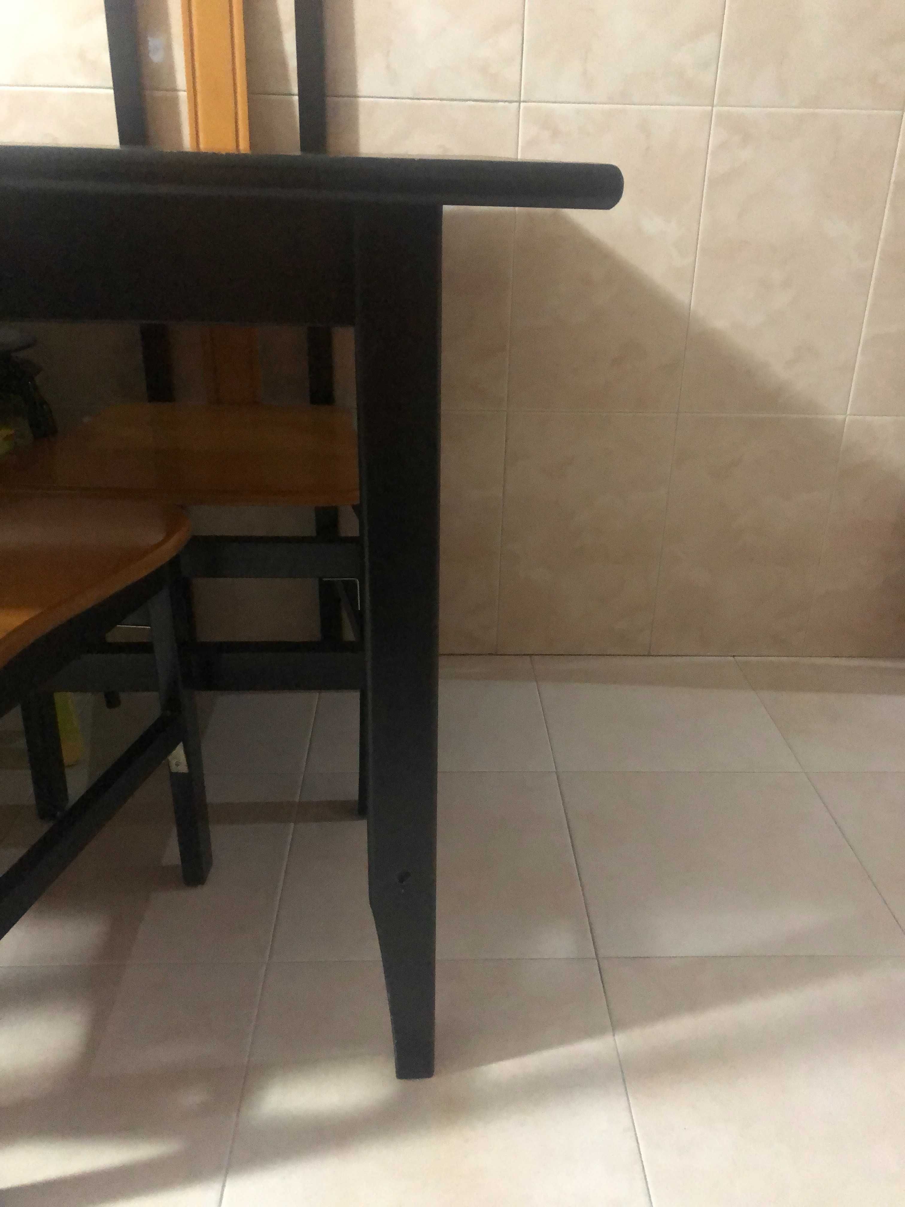 mesa ikea e cadeiras