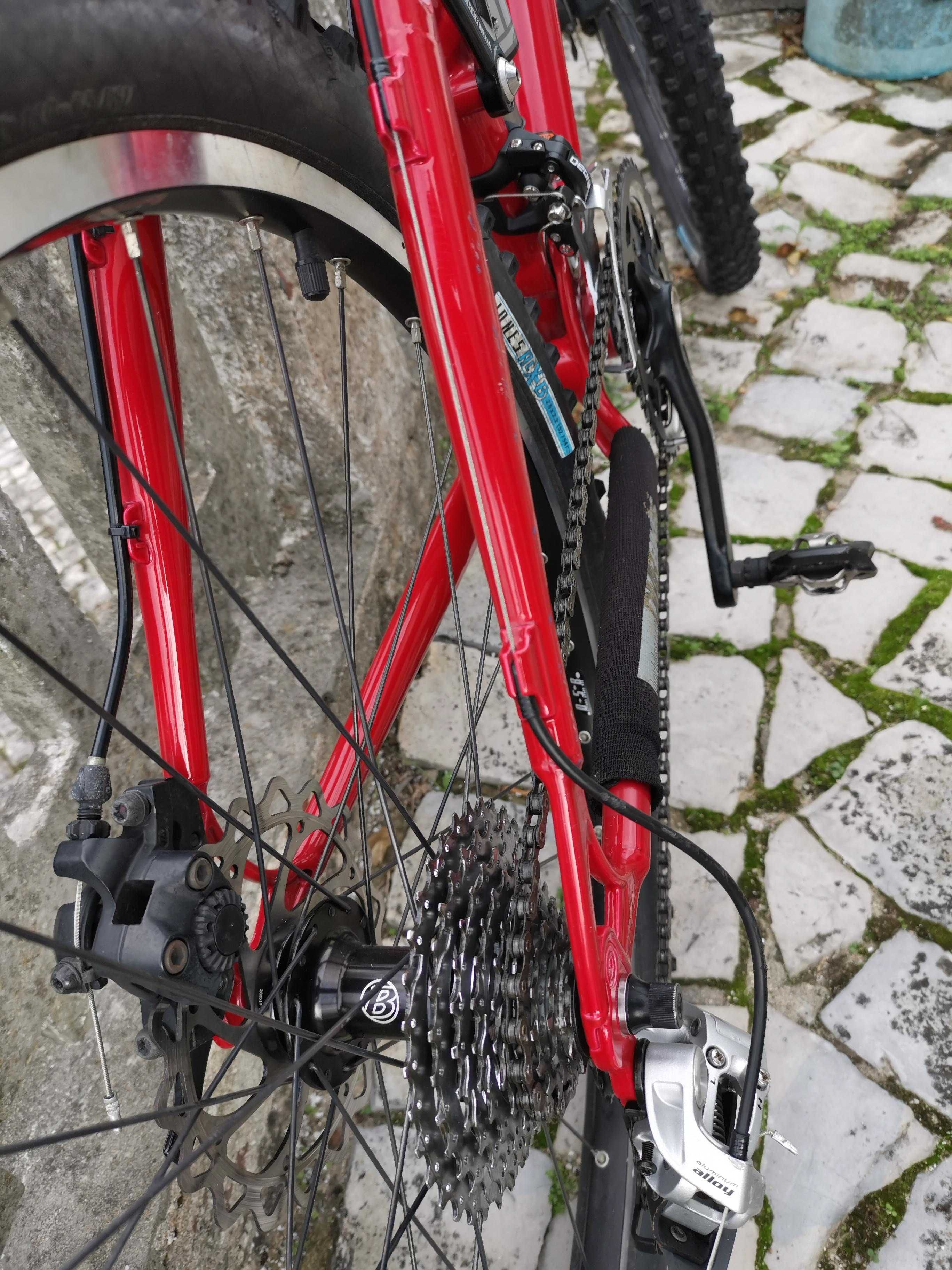 Vendo BTT Trek fuel 80 M e Trek fuel EX 6 Senhora - Suspensão total