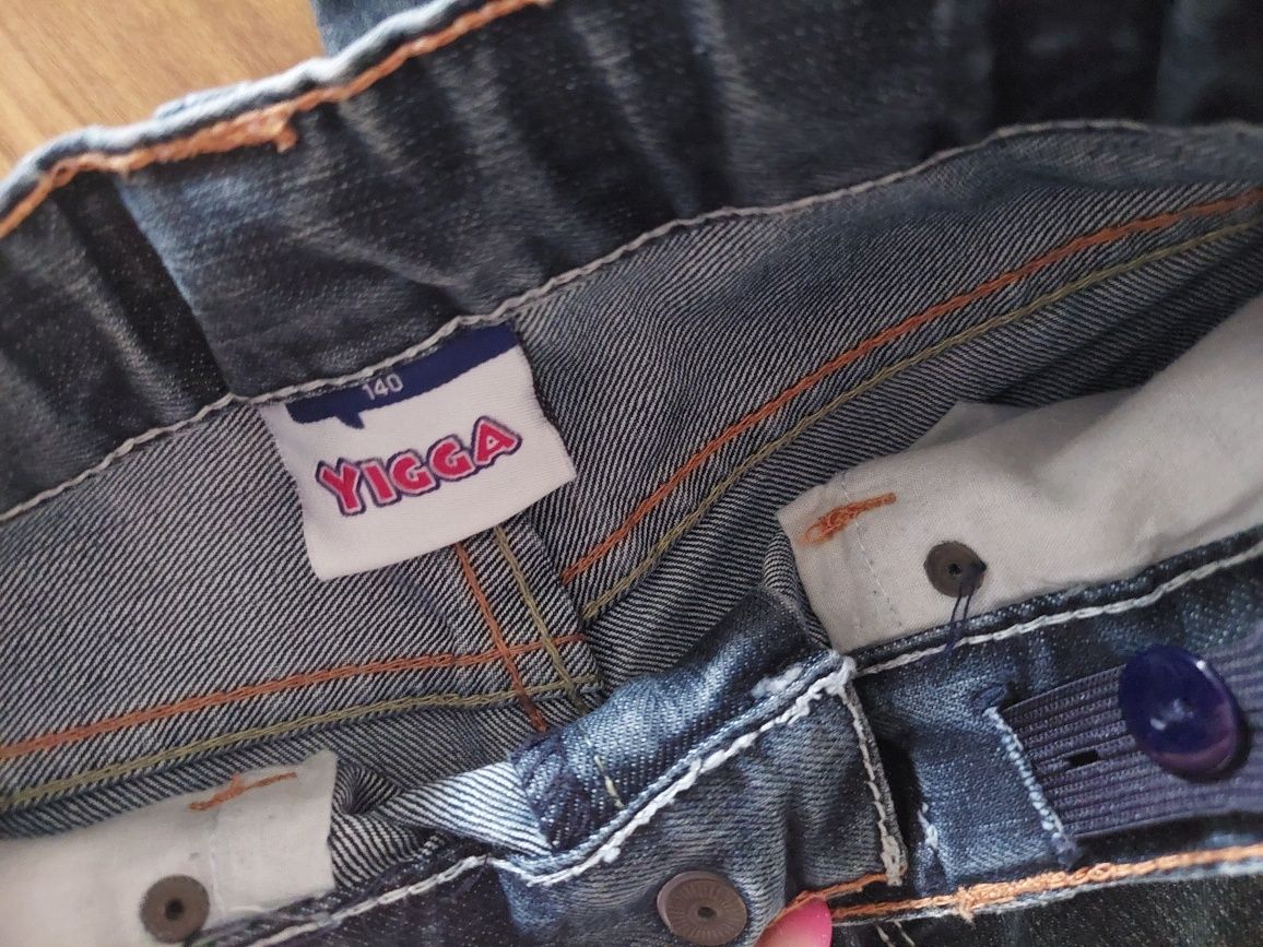 Spodnie jeansy chłopiec 140 Yigga