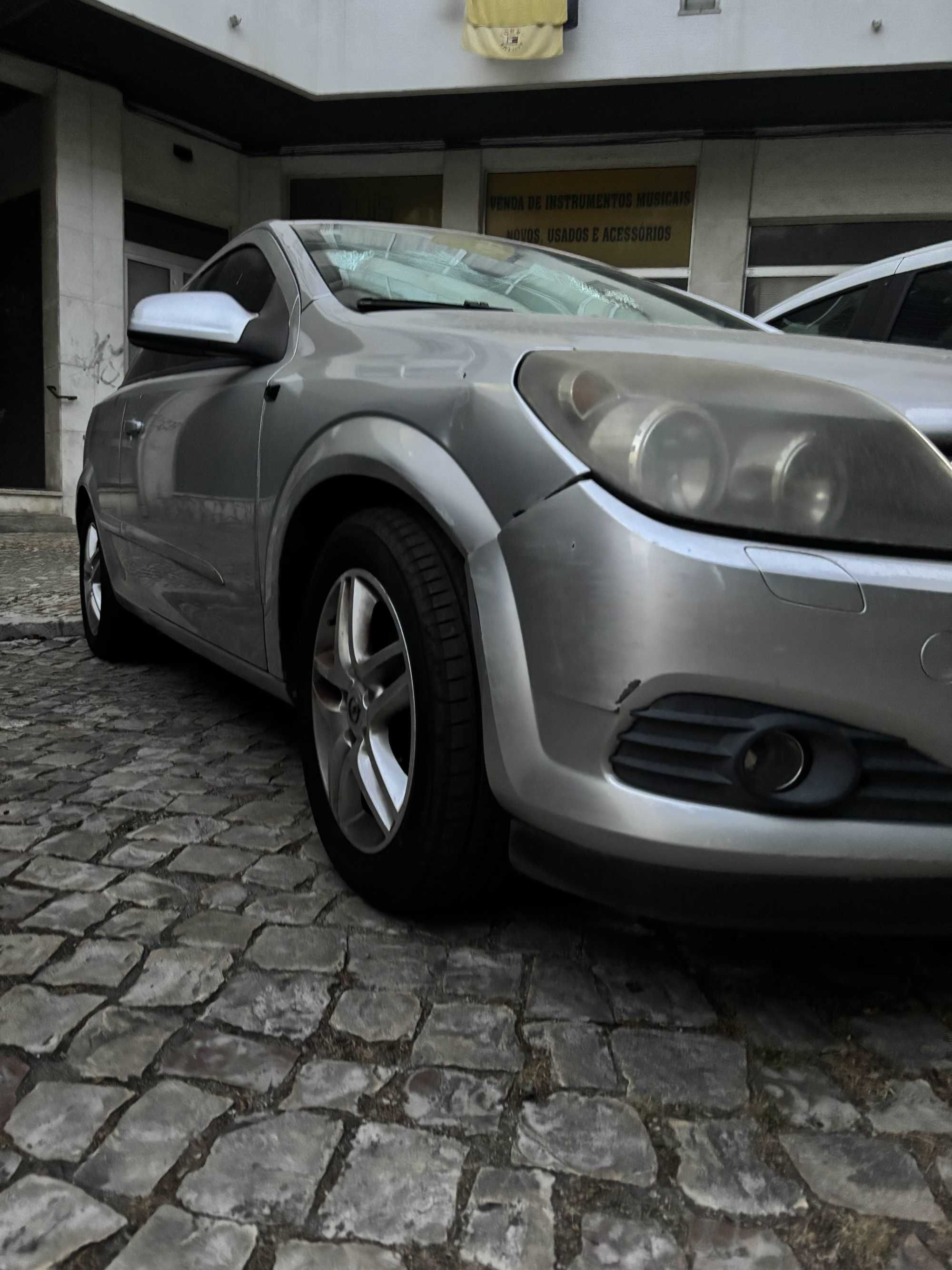 Opel astra H GTC 1.3 CDTI