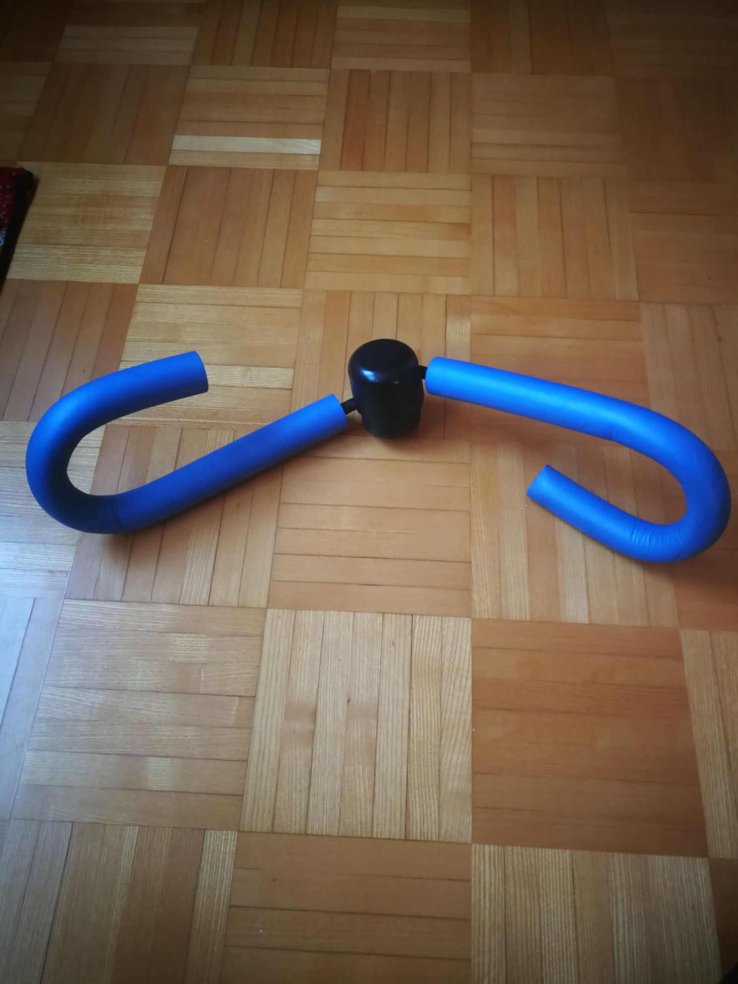 Agrafka motylek depander do ćwiczeń rąk i nóg.