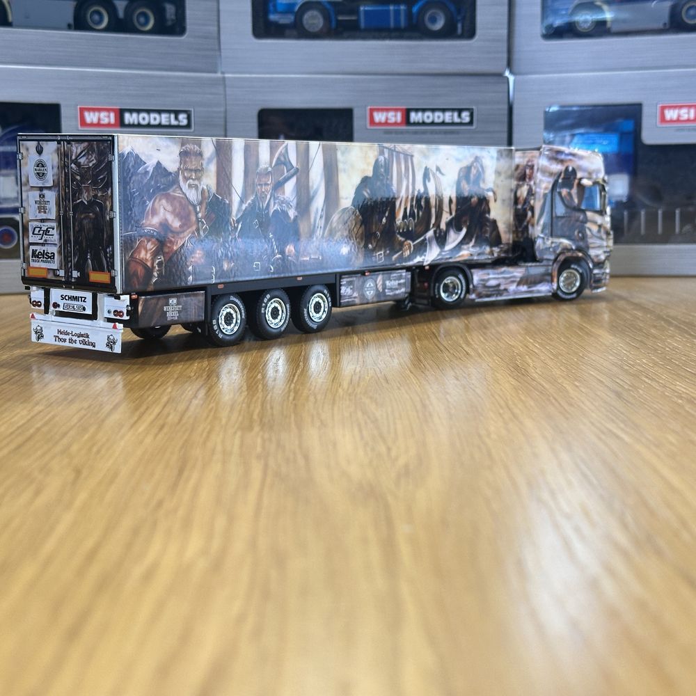 Model 1:50 WSI Scania S 4x2 + naczepa