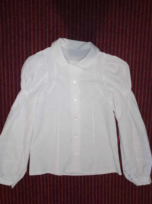 Школьная блузка.Рост 140 см.
