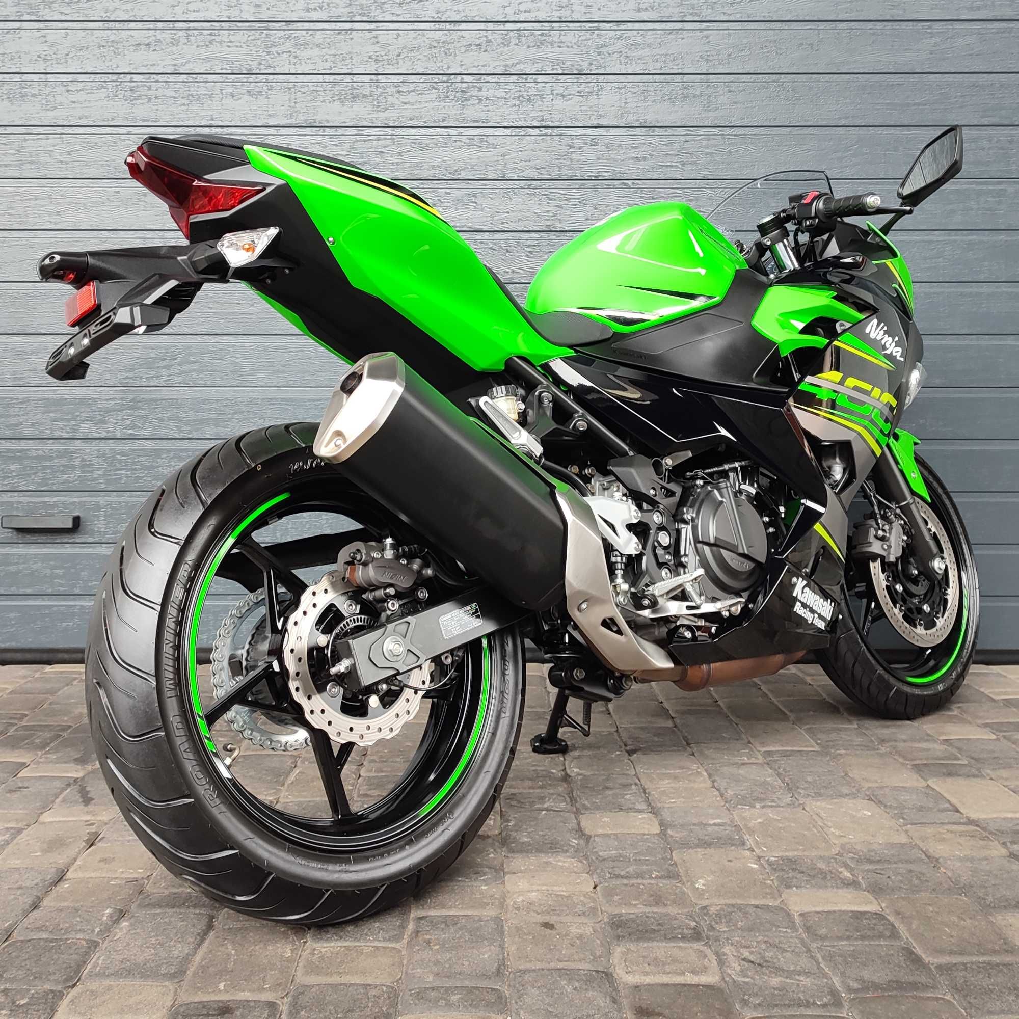 Продам мотоцикл Kawasaki Ninja 400 (0414)