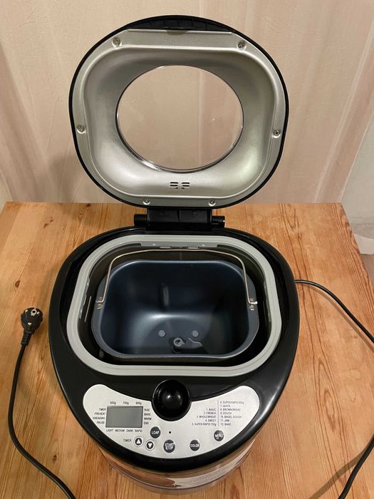 Maszyna do pieczenia chleba Zelmer