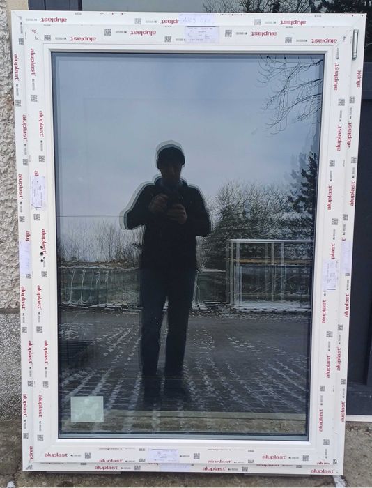 Okno PCV ideal 7000 3-szyby 106x145,5 cm orzech zewnętrzny Uw=0,9W/m2K