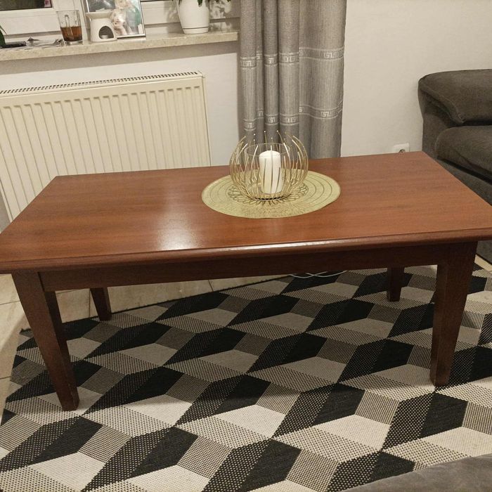 Ława w ciemnobrązowym kolorze, używana