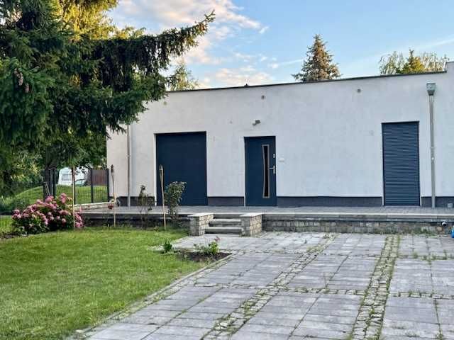 Dom z ogrodem miejscami postojowymi Pń Kotowo - 3 niezależne pokoje