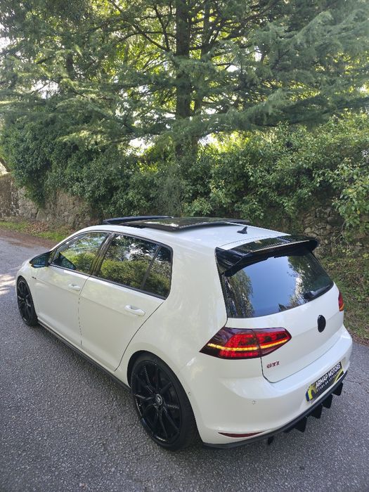 VW 7 GTI DSG teto de abrir
