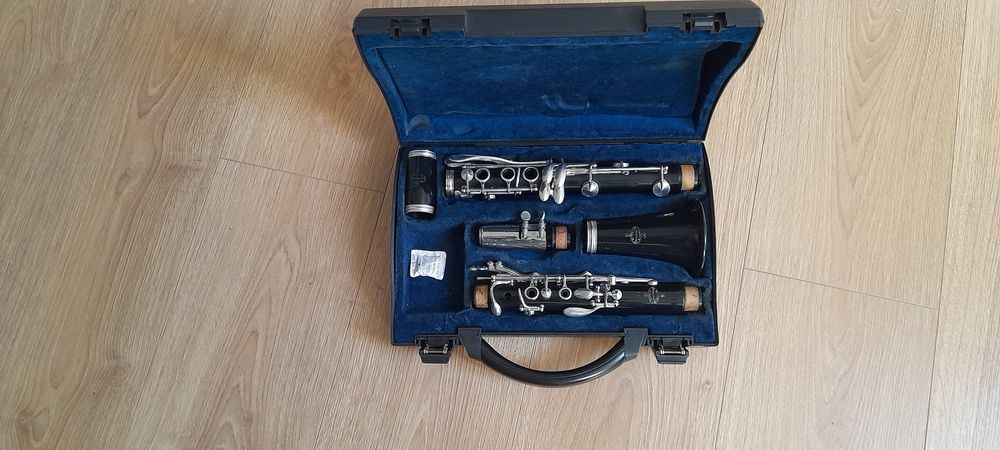 Klarnet Buffet B12 ustnik futerał akcesoria