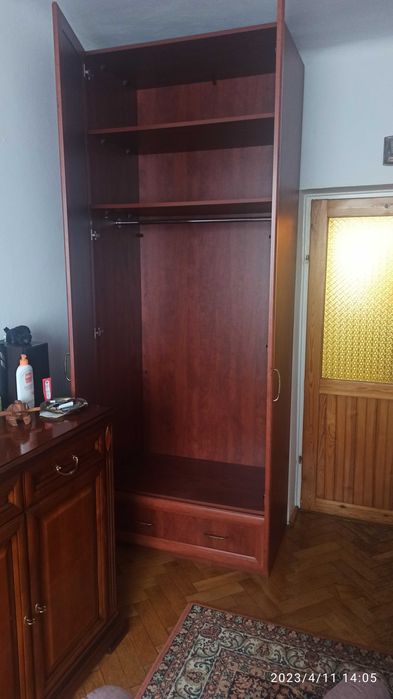 szafa kolor wiśnia wys 264cm szer 100cm gł 60cm