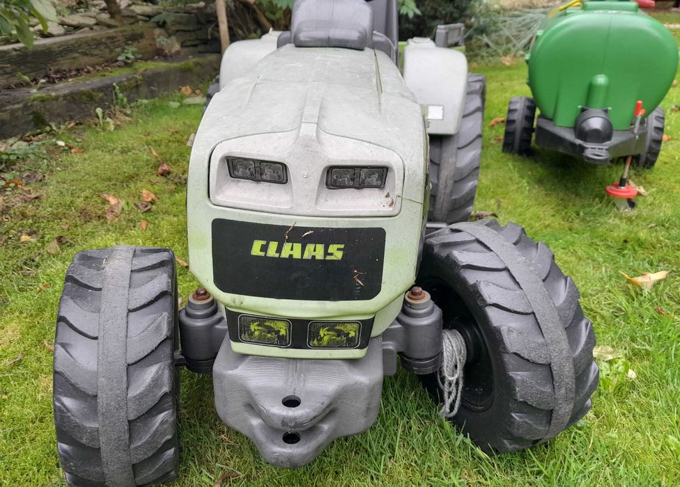 Duży traktor na pedały CLAAS dla dziecka plus przyczepka i beczkowóz