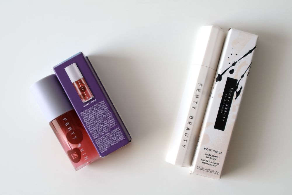 Conjunto 2 Batons Fenty Beauty & Fenty Skin – PORTES INCLUÍDOS