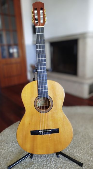 Guitarra clássica Alhambra 1976