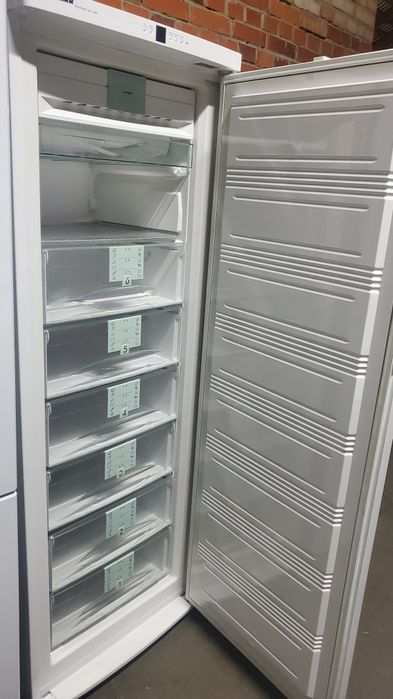 Холодильник LIEBHER  з Німеччини.