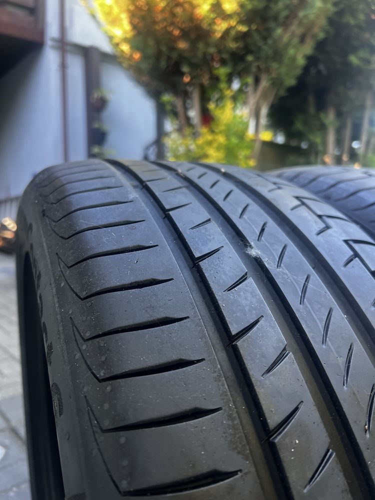 Opona PremiumContact 235/50/19