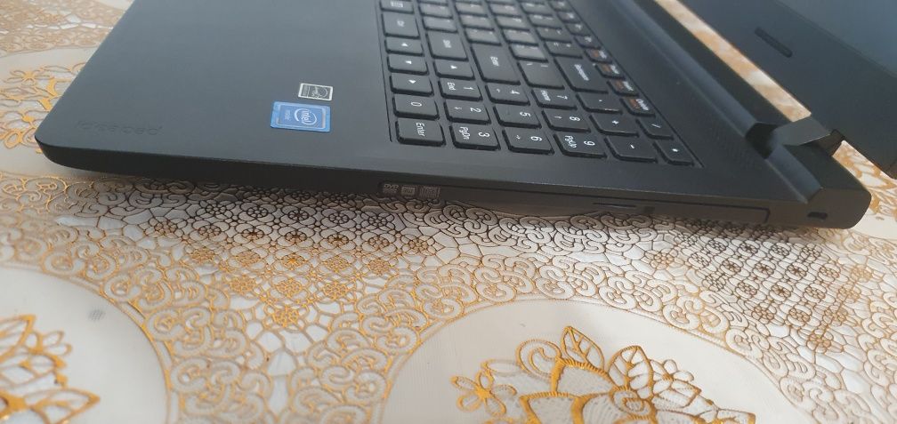 Lenovo ideapad a100