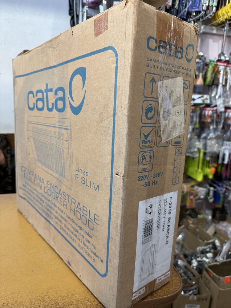 Продам витяжку Cata 50см