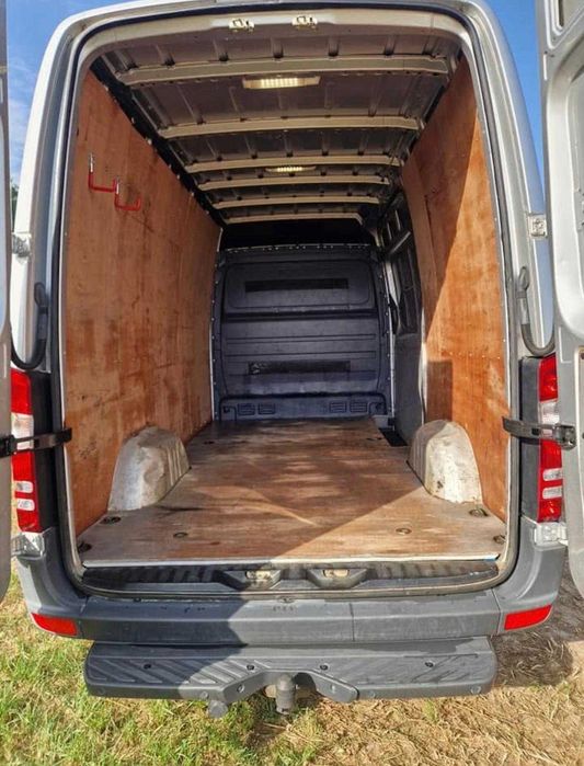 Mercedes-Benz Sprinter 319