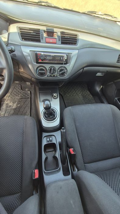 Митсубиси лансер 9