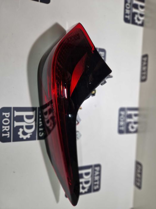 Фонарь стоп задній правий Nissan Rogue t33 1.5 2021 2022 2023 2024