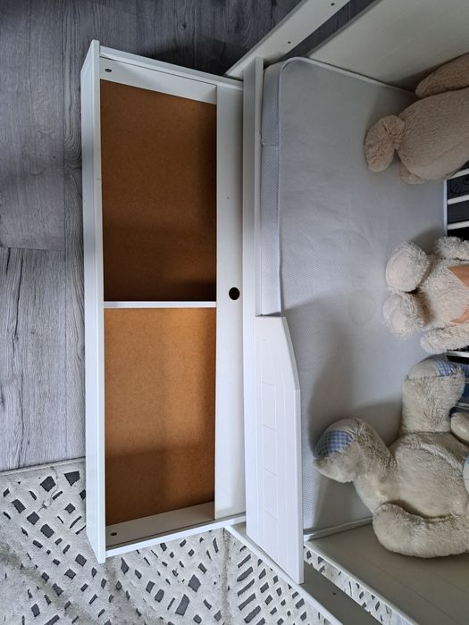 Łóżeczko biale z materacem