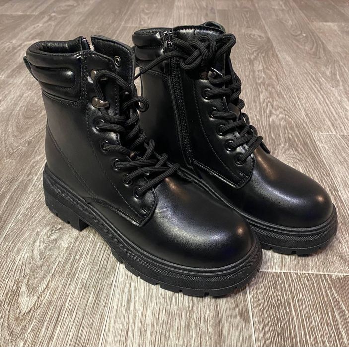 Демисезонные женские ботинки