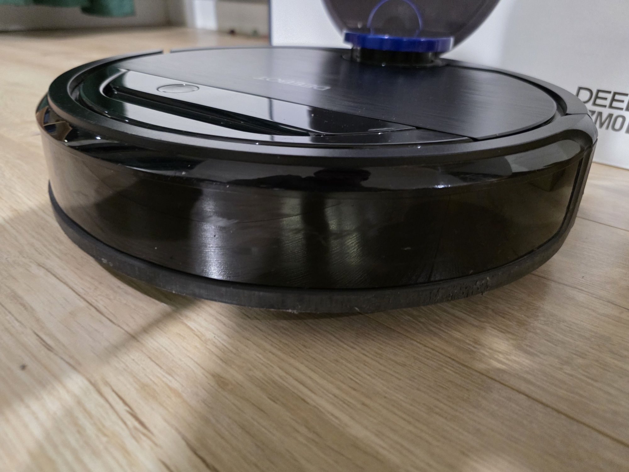 Robot sprzątający Ecovax Deebot Ozmo 930 okazja!