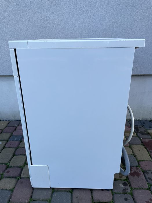 Посудомийна машина