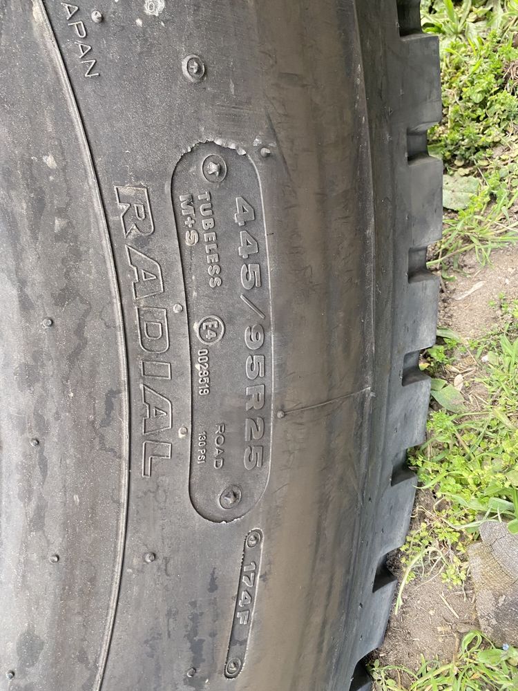 445/95/25 Bridgestone