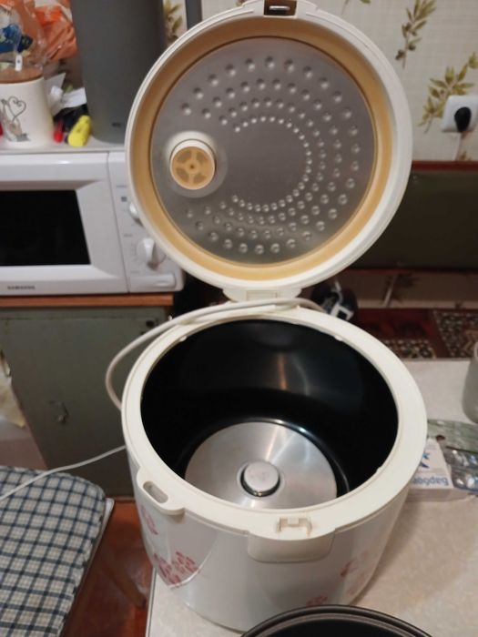 Мультиварка POLARIS PMC 0508D